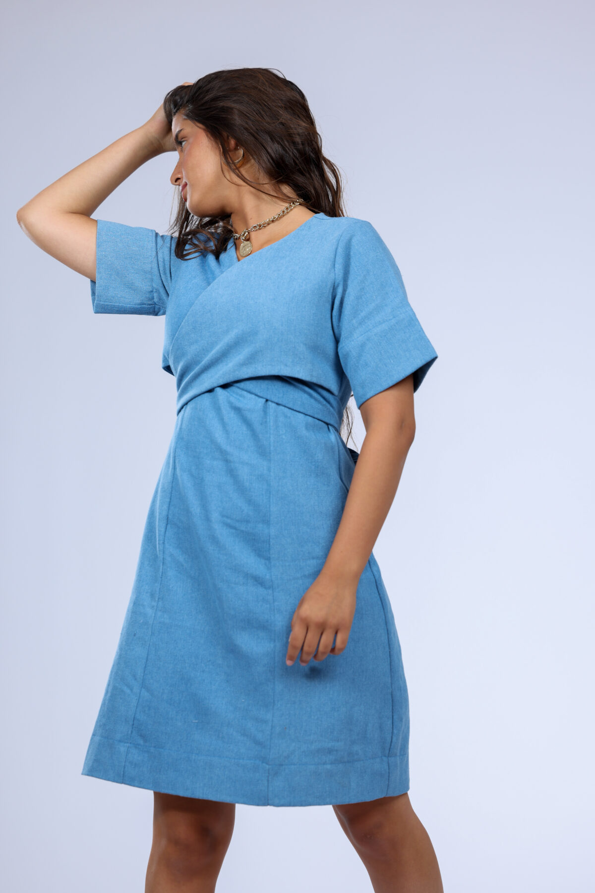 ⁦שמלת מעטפת ג׳ינס⁩ – תמונה ⁦6⁩