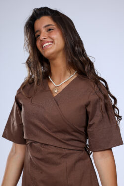 ⁦שמלת מעטפת שוקולד⁩ – תמונה ⁦9⁩