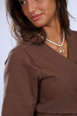 ⁦שמלת מעטפת שוקולד⁩ – תמונה ⁦7⁩