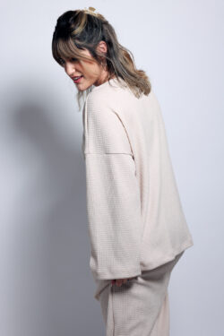 ⁦חולצת סריג אבן⁩ – תמונה ⁦9⁩