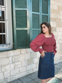 ⁦חולצת אלה בורדו⁩ – תמונה ⁦3⁩