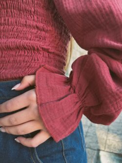 ⁦חולצת אלה בורדו⁩ – תמונה ⁦6⁩