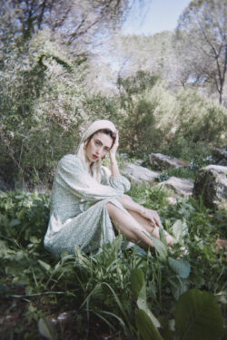 ⁦שמלת עלמה פרחונית⁩ – תמונה ⁦6⁩