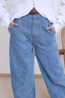 ⁦מכנס ג׳ינס בהיר⁩ – תמונה ⁦5⁩