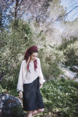 ⁦חולצת נעמה פשתן⁩ – תמונה ⁦4⁩