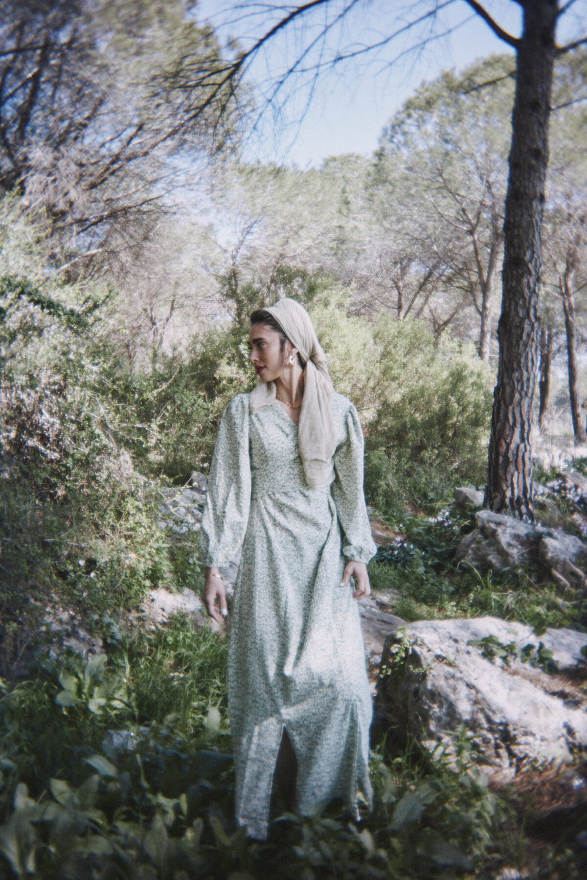 ⁦שמלת עלמה פרחונית⁩ – תמונה ⁦9⁩