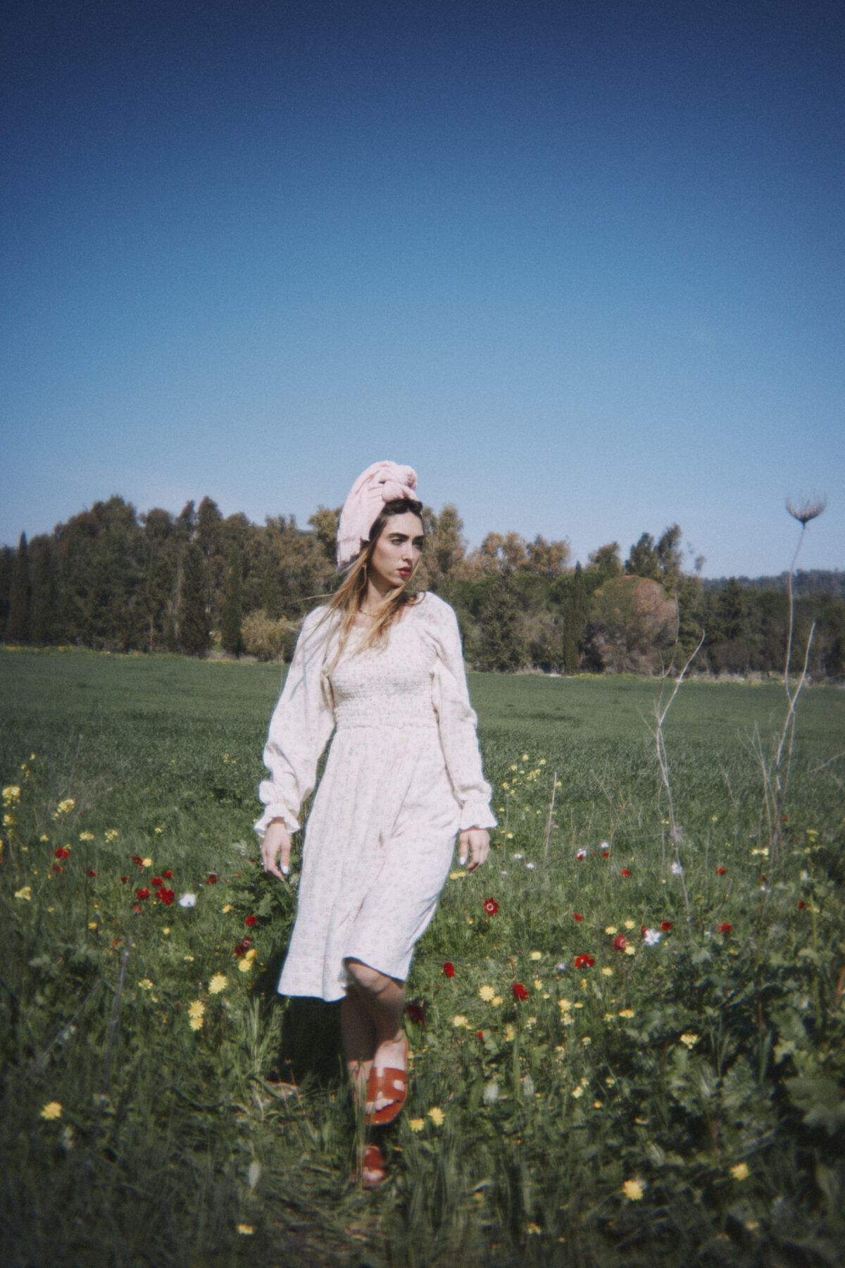 ⁦שמלת שושנה ורדים⁩ – תמונה ⁦8⁩