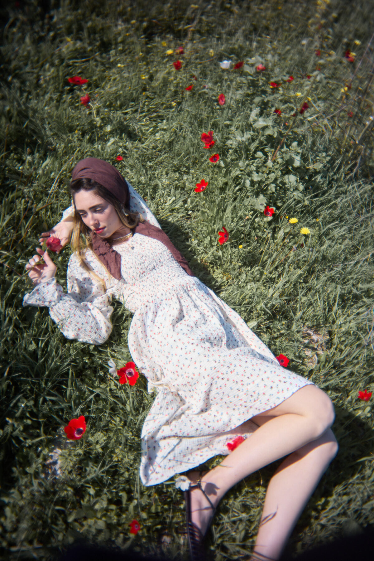 ⁦שמלת שושנה פרחוני צבעוני⁩ – תמונה ⁦5⁩