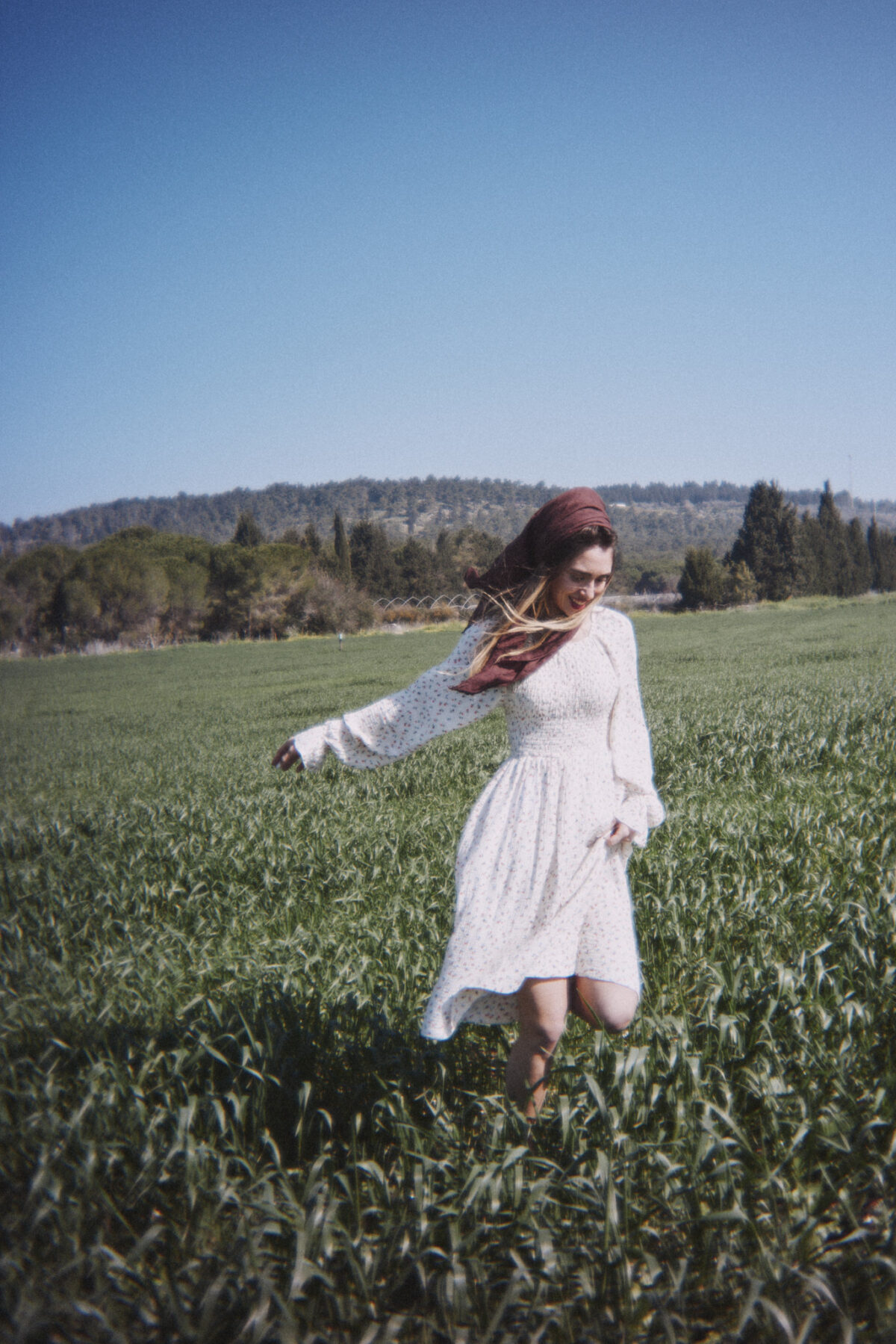 ⁦שמלת שושנה פרחוני צבעוני⁩ – תמונה ⁦6⁩