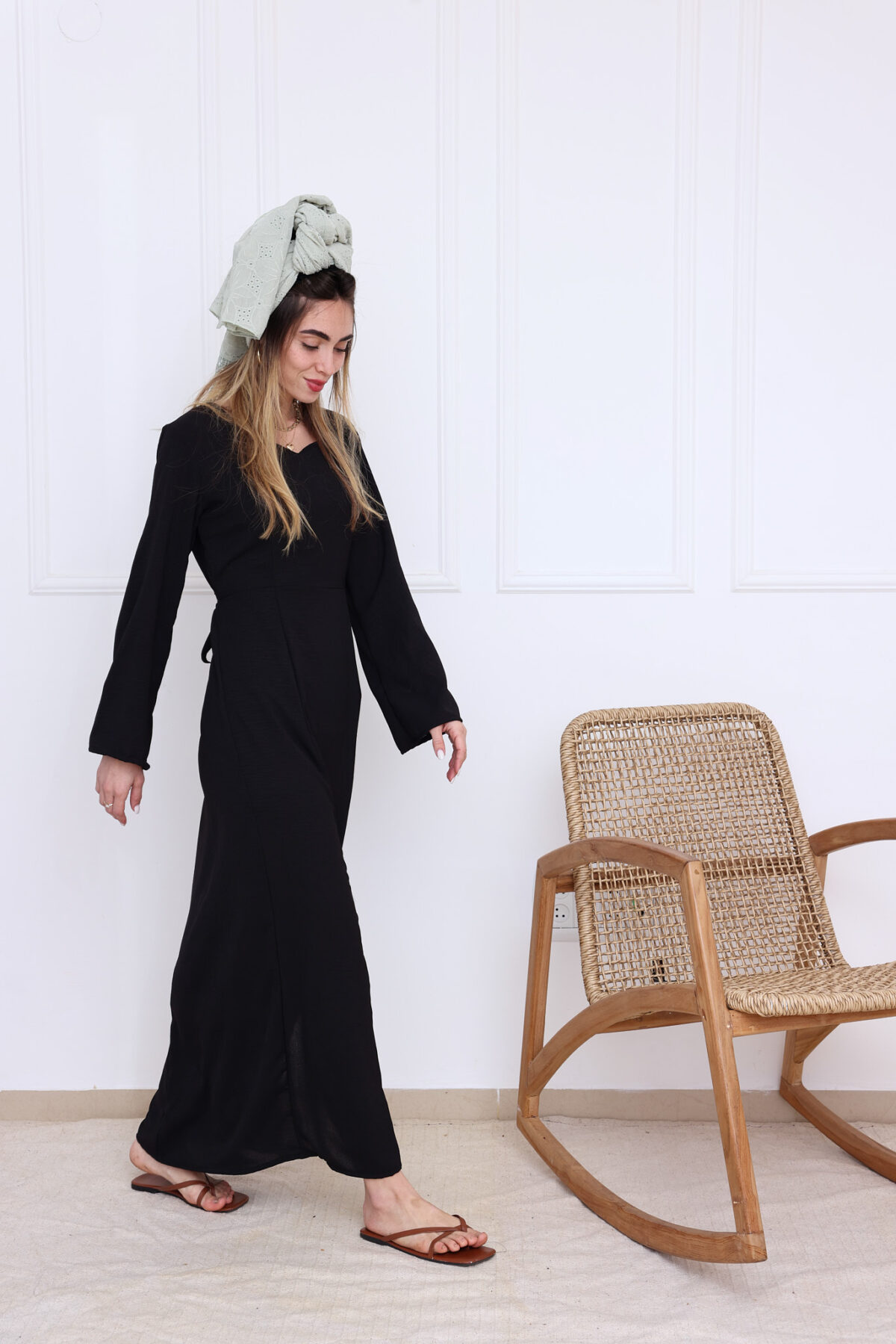 ⁦שמלת ראשית שחורה⁩ – תמונה ⁦8⁩