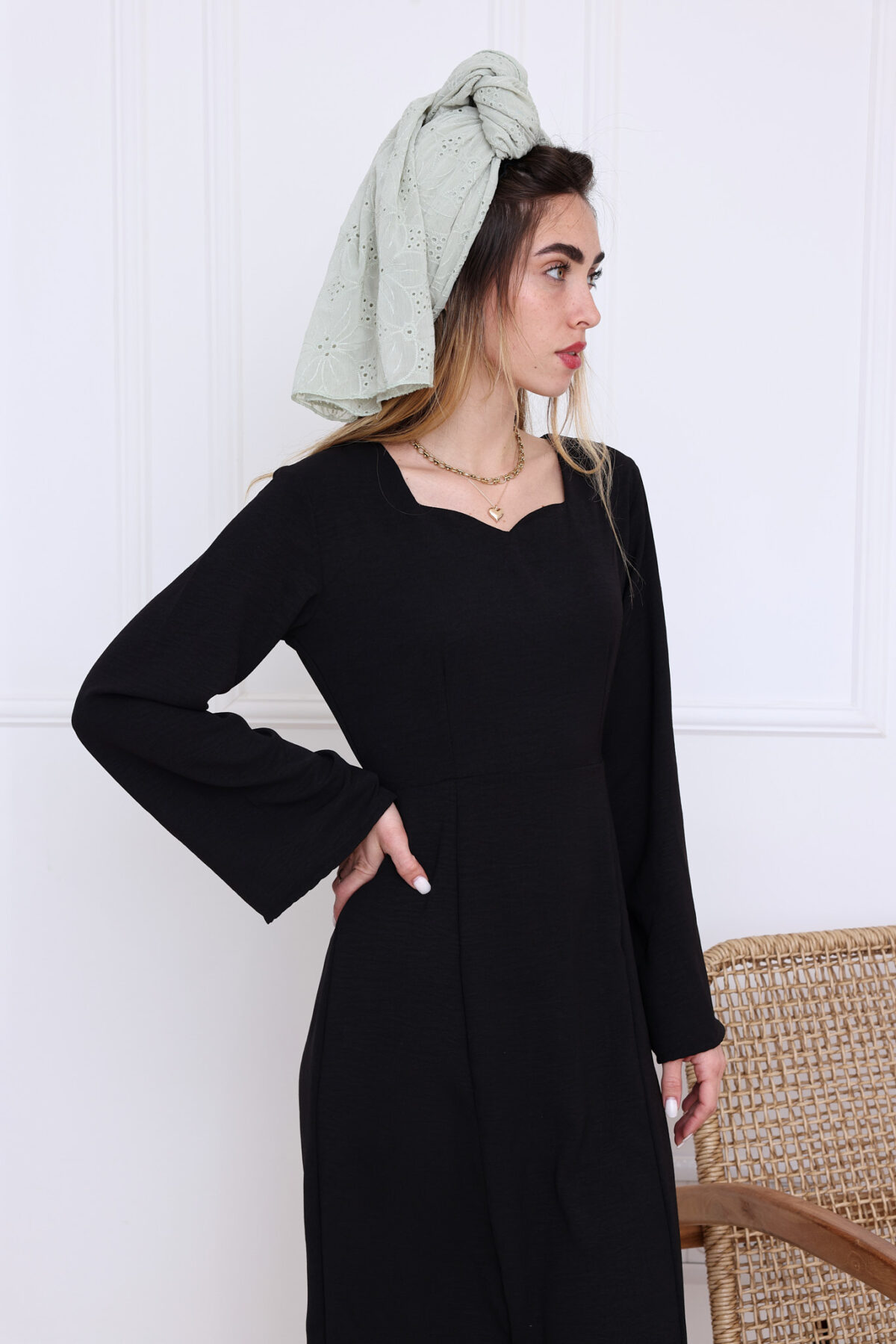 ⁦שמלת ראשית שחורה⁩ – תמונה ⁦7⁩