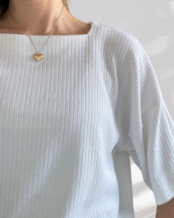 ⁦החולצה שאת חייבת (לבן)⁩ – תמונה ⁦6⁩