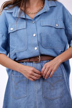 ⁦חולצת ג׳ינס בהיר⁩ – תמונה ⁦2⁩