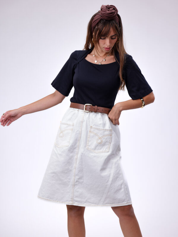 חצאית ג׳ינס לבן